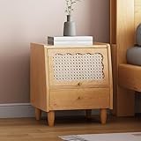 Bois d'hévéa importé sélectionné : cette table de chevet en rotin est fabriquée à partir de bois d'hévéa importé de haute Ce bois présente une excellente stabilité et plasticité, assurant une durabilité sans déformation. Le bois d'hévéa présente une texture dense et un grain fin, ajoutant une touche d'élégance à n'importe quelle décoration de chambre. Parfait pour améliorer votre espace de vie tout en offrant des options de rangement fonctionnelles.