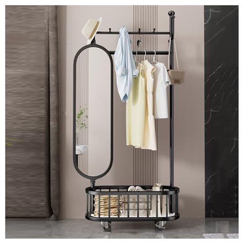 Cintre en fer avec miroir et roulettes pour optimiser l'espace du dressing