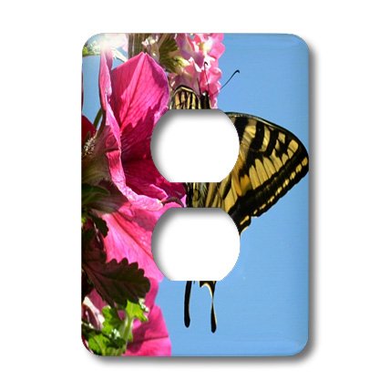 Cache de prise papillon et fleurs pour sublimer la décoration de votre salon