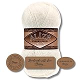 LÉGÈRETÉ ET BRILLANCE – Avec 550m pour 100g, ce fil offre une texture vaporeuse sublimée par un fini brillant qui capte magnifiquement la lumière.