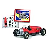 Diesem legendären Rennwagen ist mit dem Studio II von Schuco ein würdiges Denkmal in Form eines
historischen Spielzeugs gesetzt. Im Set enthalten ist ein bereits vormontierter Studio II mit einem schwarzen Werkzeug-Satz und
Wagenheber.