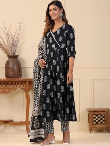 Image of Tee Projekt Women's Cotton Blend V-Neck Anarkali Kurta Pant with Dupatta Set