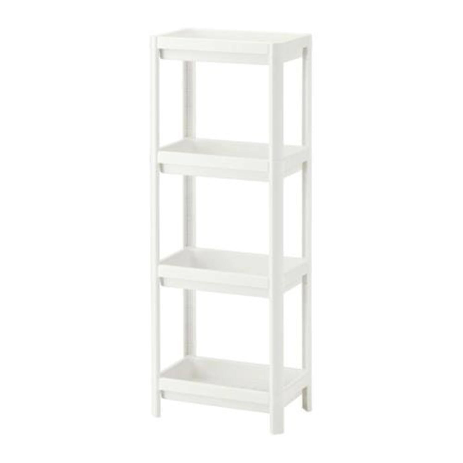 Étagères blanches Ikea pour un salon scandinave épuré