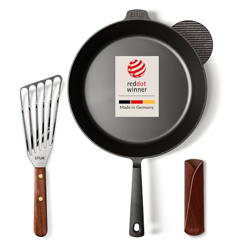 ORIGINAL Starter-Set Gusseisenpfanne Induktion 28 cm inkl. Echtleder Griffschutz & Pfannenwender - Cast Iron Pan geschliffen für alle Herdarten - Kratzfeste Pfanne Gusseisen & Zubehör