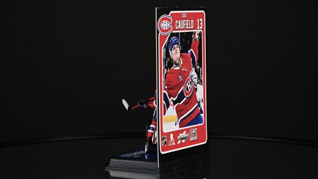 Amazon.com: McFarlane Toys - Cole Caufield (Montreal Canadiens