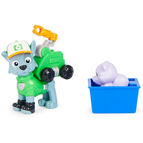 Paw Patrol 6065254, Big Truck Pups, Rocky Action-Figur mit Rettungsdrohne zum Anheften, Kabine ALS Hauptquartier und tierischem Freund, Kinderspielzeug
