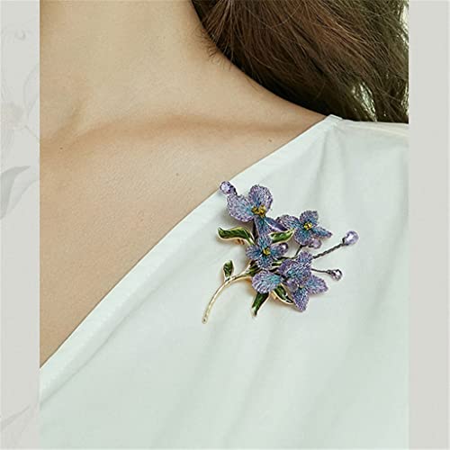 Broche en fil d'or feuille et fleurs brodées pour accessoiriser une robe - 6