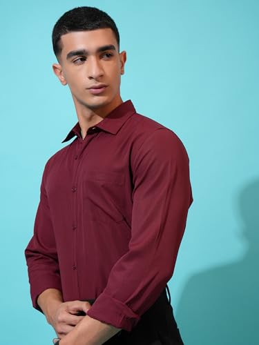 Image of Highlander Men's Solid Slim Fit Shirt