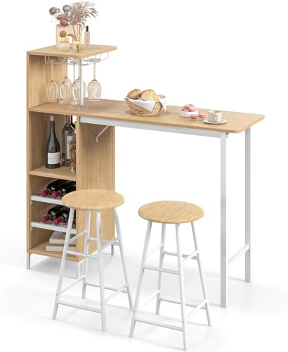 RELAX4LIFE Juego de Mesa Comedor de 3 Piezas, Mesa de Comedor con 2 Taburetes de Bar, 3 Estantes, Soportes para Copas y Portabotellas de 2 Niveles, Mesa Alta Cocina de MDF, 120x40x121,5cm (Natural)
