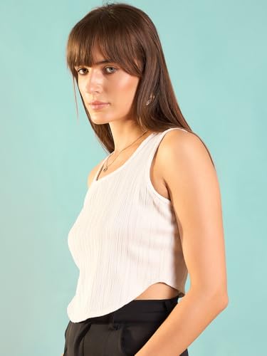 Image of RARE Women Scoop Neck Solid Slim Fit Tank Top