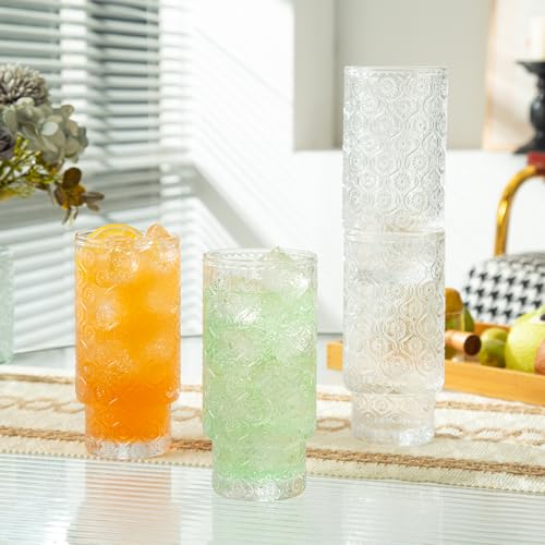 Verres à cocktail rétro en verre ciselé pour une table raffinée - 4