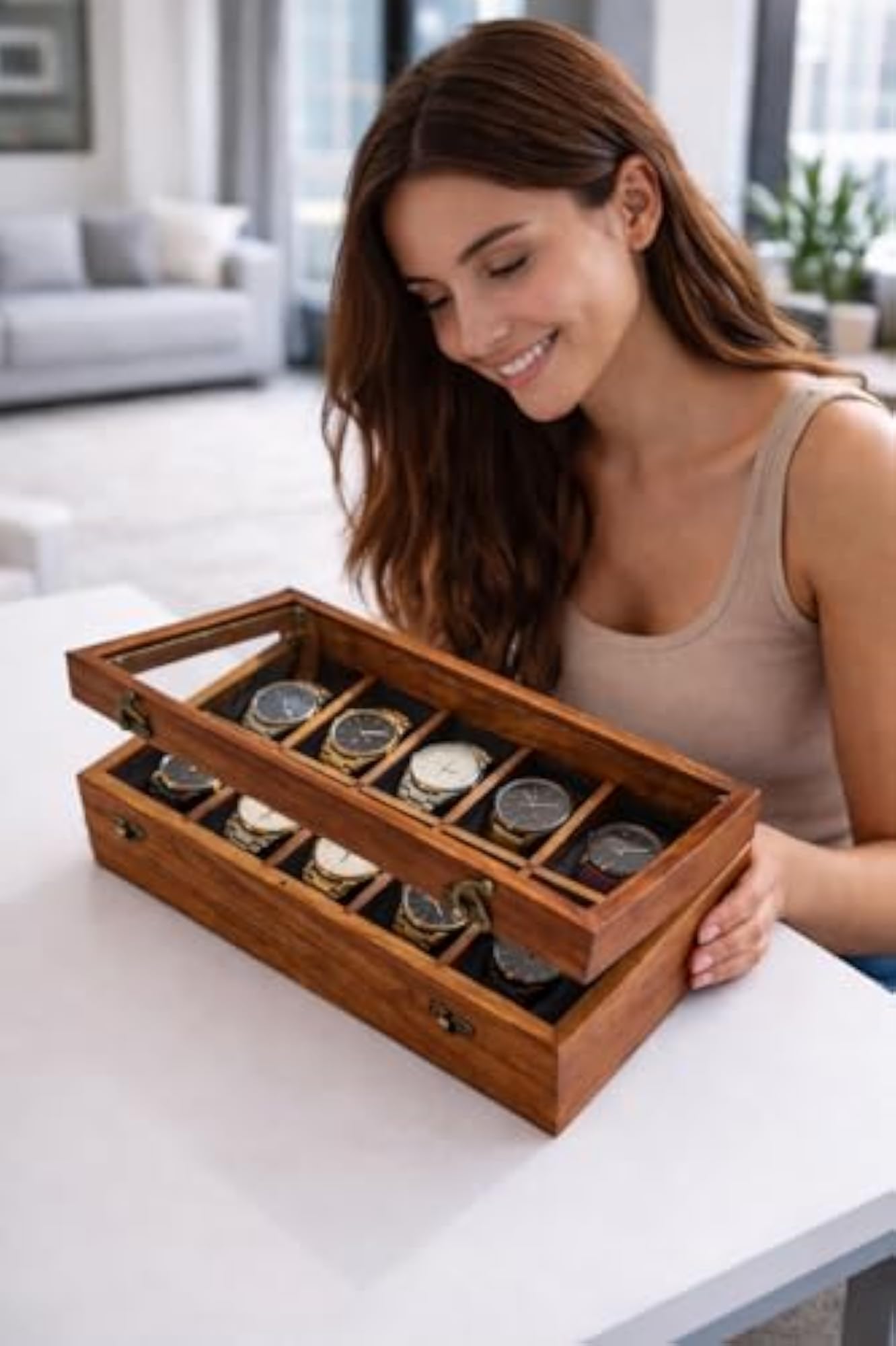 Wooden Watch Case with Glass Lid for Dust Protection