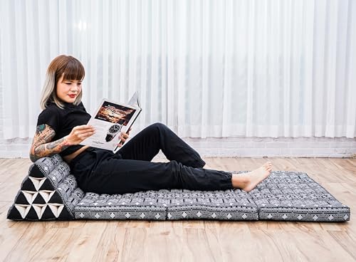 Image of Leewadee 3-Fold Mat XXL with Triangle Cushion - Firm TV Pillow, Foldable Mattress with Cushion Made of Eco-Friendly Kapok, 67 x 31 inches, Black