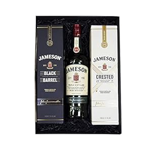 Jameson Black Barrel 0,70l + Jameson Irish Whiskey 0,70l + Jameson Crested 0,70l in Präsentbox by Reichelts