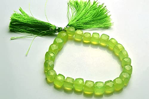 Calcédoine verte perle facettée cube briolette 9-11mm pour fil de création collier minéraux
