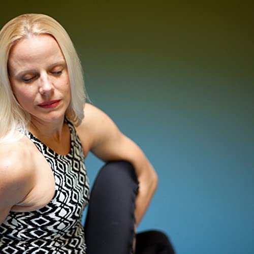 70 min yoga flow by Dora