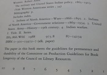 Hardcover The Military and United States Indian Policy 1865-1903 (Yale Western Americana Series) Book