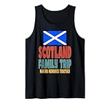 Diseño de viaje familiar de Escocia con bandera de Escocia y haciendo recuerdos juntos diciendo en estilo retro
