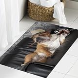 La alfombra de baño de está fabricada en poliéster muy absorbente y con base antideslizante de TPR de mayor seguridad. Es la solución perfecta para un baño fresco, cómodo y libre de moho y olores desagradables
