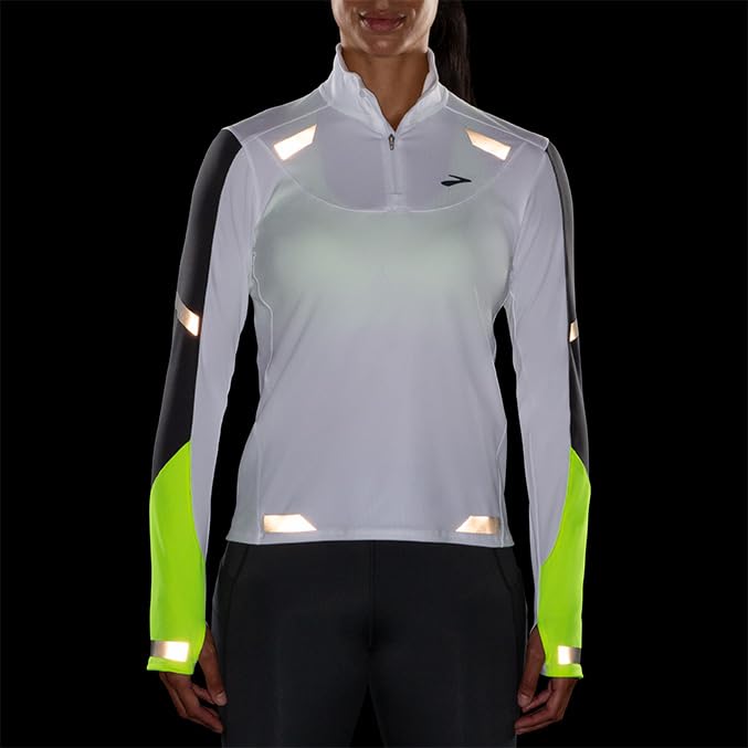 Chaqueta Brooks Run Visible para mujer: protégete del frío y sé visible 2