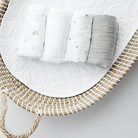 Little Seeds Baby Muslin Blankets 100% Organic Cotton 70 x 70cm (Pack Of 4) White, Grey, Stars and Clouds Cover