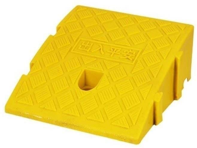 Rampe de seuil de porte pour éviter les chocs de poussette sur marche haute