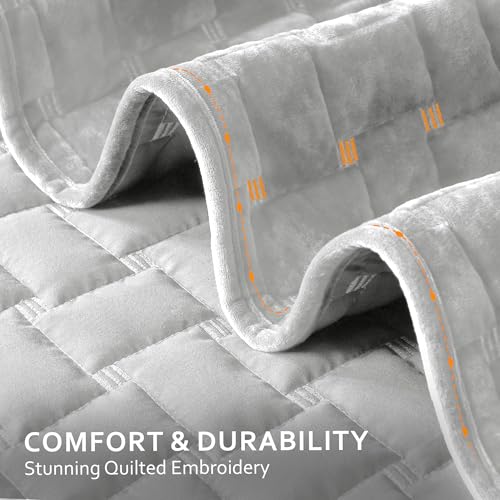 Image of Grassix Velvet Quilt Set Queen Size, Luxury Geometric Design, Frost Gray | Lightweight Velvet Comforter with 2 Pillow Shams, Ultra Soft Bedspread Coverlet, Quilted Bedding Set for All Seasons, 90 inchx96 inch