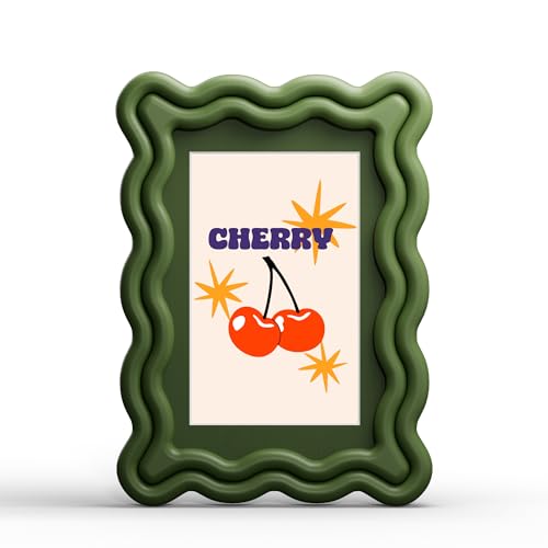 YESKAY 4x6 Picture Frame with Mat for 3.5x5 Cute Wavy Edge Photo Frame with Real Glass Wooden Scalloped Frame for Tabletop or Wall Hanging Green 1 Pack