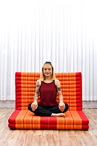 Image of Leewadee Trifold Mattress XL - Comfortable Thai Massage Pad, Foldable Relaxation Floor Mattress Filled with Kapok, Perfect to Use as a Sleeping Mat 79 x 39 inches, Orange Red