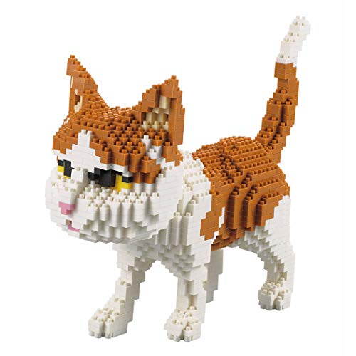 Gato de pie. Figura para armar con Bloques en Miniatura. 1390 Piezas.