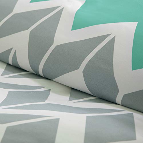 Intelligent Design Cozy Comforter Set Geometric Chevron Print Modern All Season Vibrant Color Bedding Layer, Matching Sham, Decorative Pillow, Twin/Twin Xl, Nadia Aqua 4 Piece,Teal #TOP7