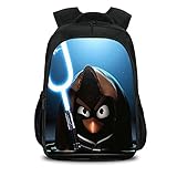 Praktische Aufbewahrung: Dieser leichte klassische Rucksack bietet Platz für alle wichtigen Gegenstände. Verstellbare Schultergurte erhöhen den Komfort und der Reißverschluss lässt sich für einfaches und reibungsloses Gleiten herausziehen. Der Rucksack besteht aus weichen und leichten Materialien und lässt sich auf Reisen zu einem Koffer zusammenfalten.