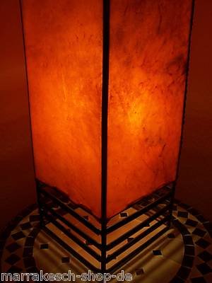Orientalische Stehlampe Kaya – 95 Cm Hoch, Aus Metall & Ziegenleder, Orange-beige, Marokkanisches Design