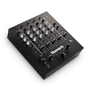 Numark M6 USB – 4-kanaals DJ-mixer met ingebouwde audio-interface, 3-bands EQ, microfooningang en vervangbare crossfader met hellingsregeling