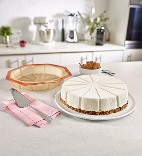 Silpat Round Cake Mold - 12 Portions, Tan & Orange, Size: 10 1/4" X 10 1/4" X 1" #TOP5