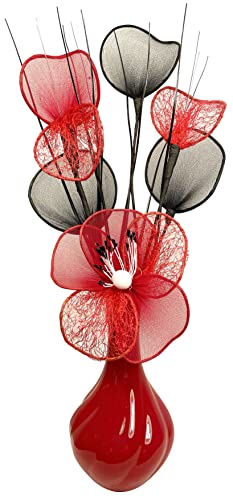 Composizione floreale artificiale in un vaso