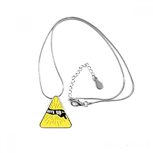Pendentif panthère noire avec son triangle naturel pour sublimer vos soirées