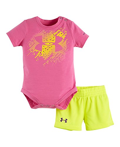 Under Armour Baby-Girls Newborn Matrix Logo Short Set