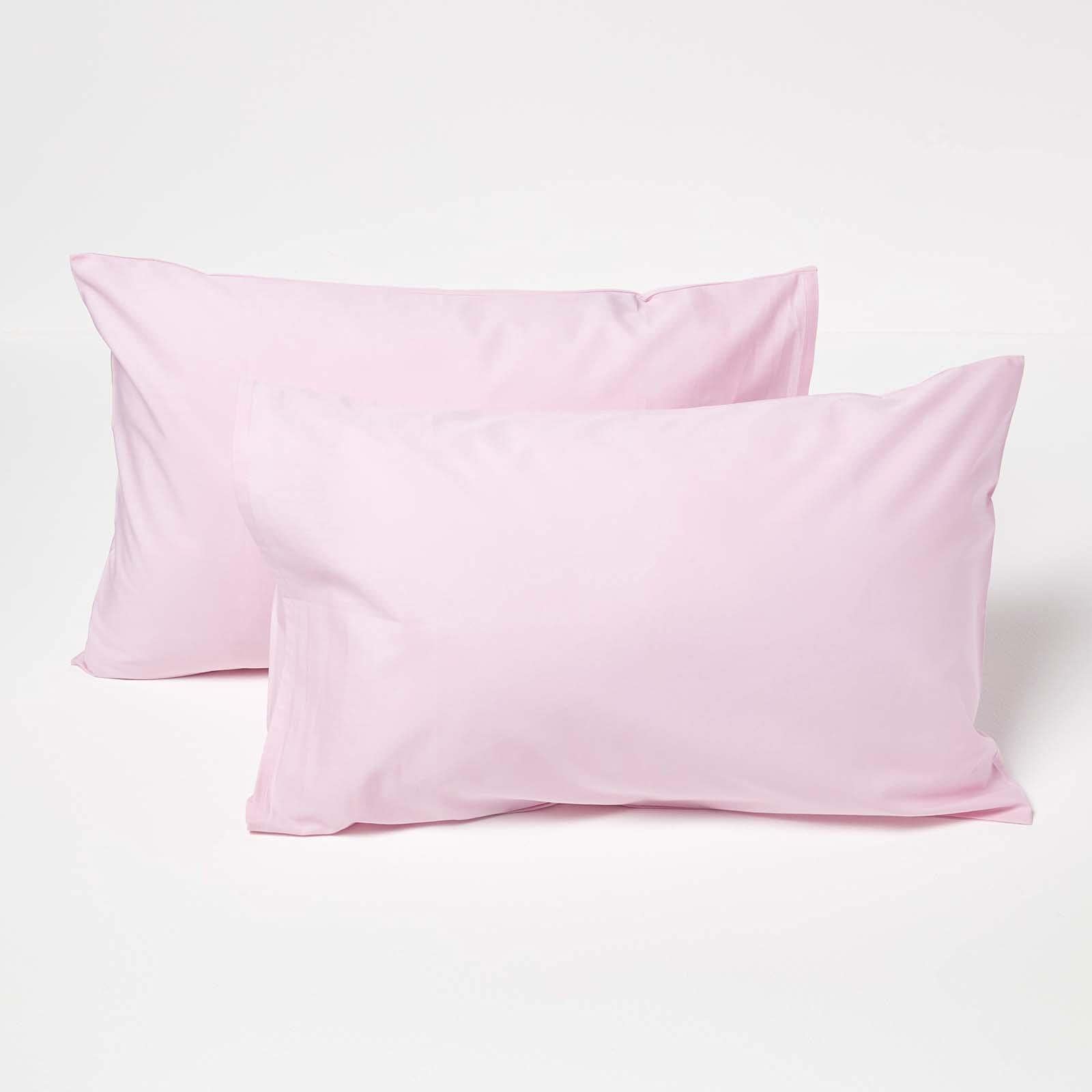 HOMESCAPES Pink Kid’s Pillowcases 60 x 40 cm 2 Pack 100% Egyptian Cotton Percale Soft Hypoallergenic Children’s Pillow Cases with Envelope Close Breathable Easy Care 200 TC 400 Thread Count Equiv