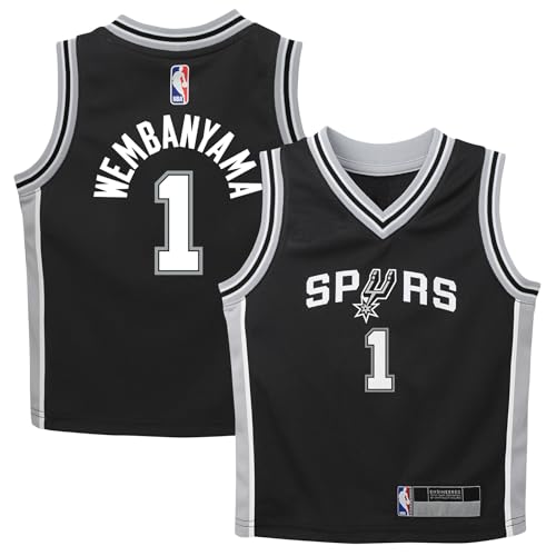Maillot NBA Wembanyama enfant noir pour supporter les Spurs de San Antonio à l'école