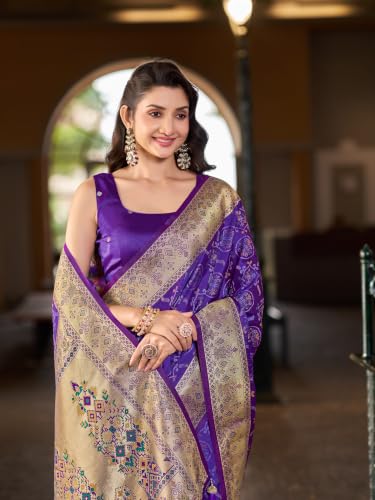 MANOHARI purple patola silk saree – image 6