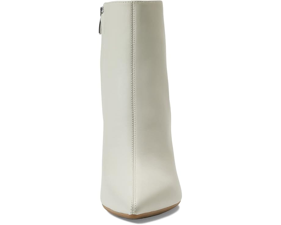 Nine West Cale 9X9 - Front View