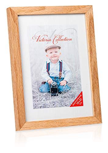 Klassischer Holz Bilderrahmen aus Eiche - Freistehender Fotorahmen für 15x21 cm Bilder | Einfach für Horizontale & Vertikale Fotos zu Verwenden | Geeignet für Tisch & Wand Cover
