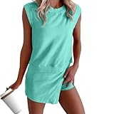 Ensemble d'entraînement grande taille pour femme : cet ensemble de détente dispose d'un haut sans manches avec un ourlet haut-bas tendance et des fentes latérales pour plus de style et de facilité de mouvement, de jupes chic avec short intégré pour une totale liberté. Le design taille haute du short de course de cet ensemble de survêtement offre un contrôle du ventre et une silhouette flatteuse.