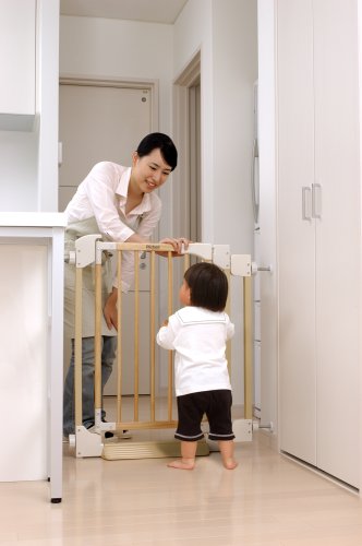 取りに来てくださる方のみ　リッチェル 木のオートロックゲート　S 楽天市場】【1種類を選べる】木のオートロックゲート(1個)【Richell