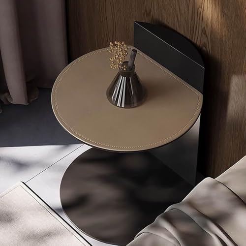 Petite table en bois compacte pour optimiser l'espace du salon