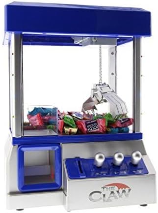 Etna Mini Claw Machine claw mechanism in action