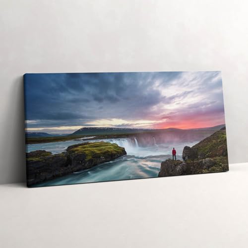 Peinture murale cascade de Godafoss pour creer un salon relaxant