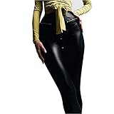 Die Hose ist gefertigt aus einem weichem Baumwollmix und hat einen elastischen Bund mit Tunnelzug und zwei seitliche Eingriffstaschen. Diese Eigenschaften machen die Hose zu deinem perfekten Alltagsbegleiter.