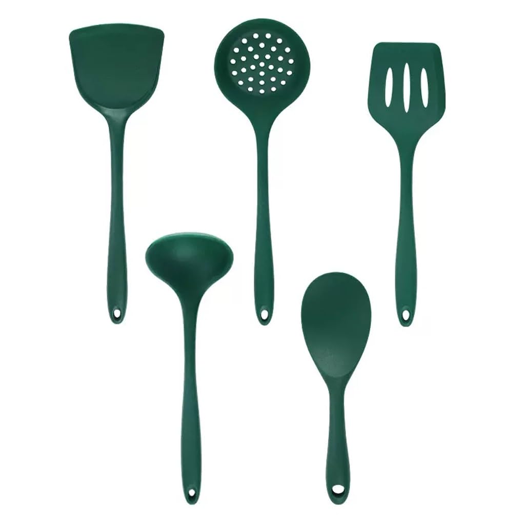 Ensemble d'ustensiles de cuisine pour partager de bons repas en famille